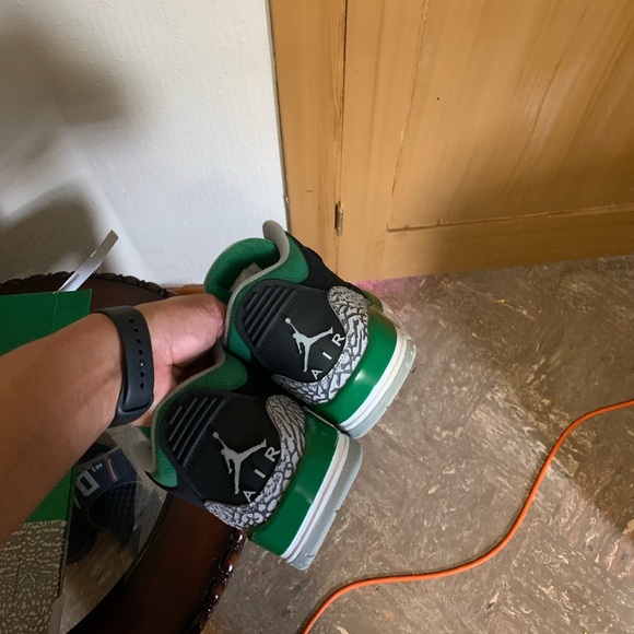 Jordan 3 retro pine green - Picture 2 of 4